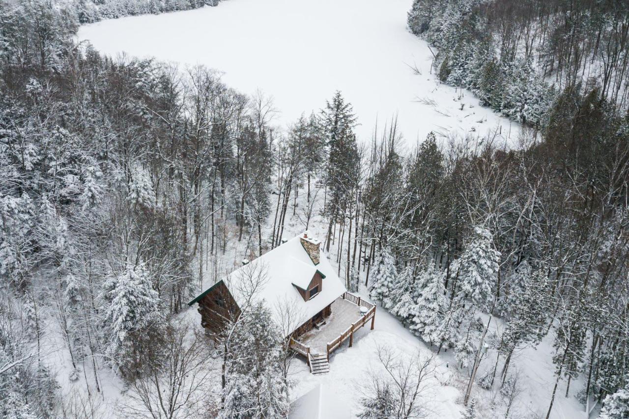 Domaine La Cedriere Grenville-Sur-La-Rouge Exterior foto